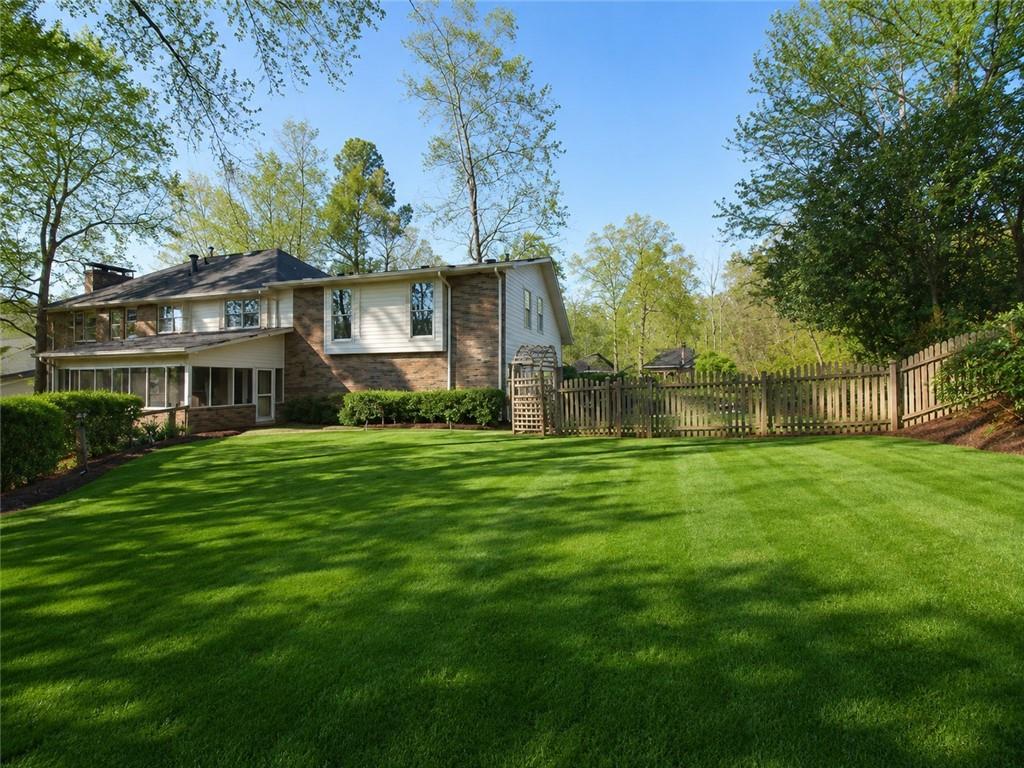 890 Ferncroft Court Roswell GA 30075