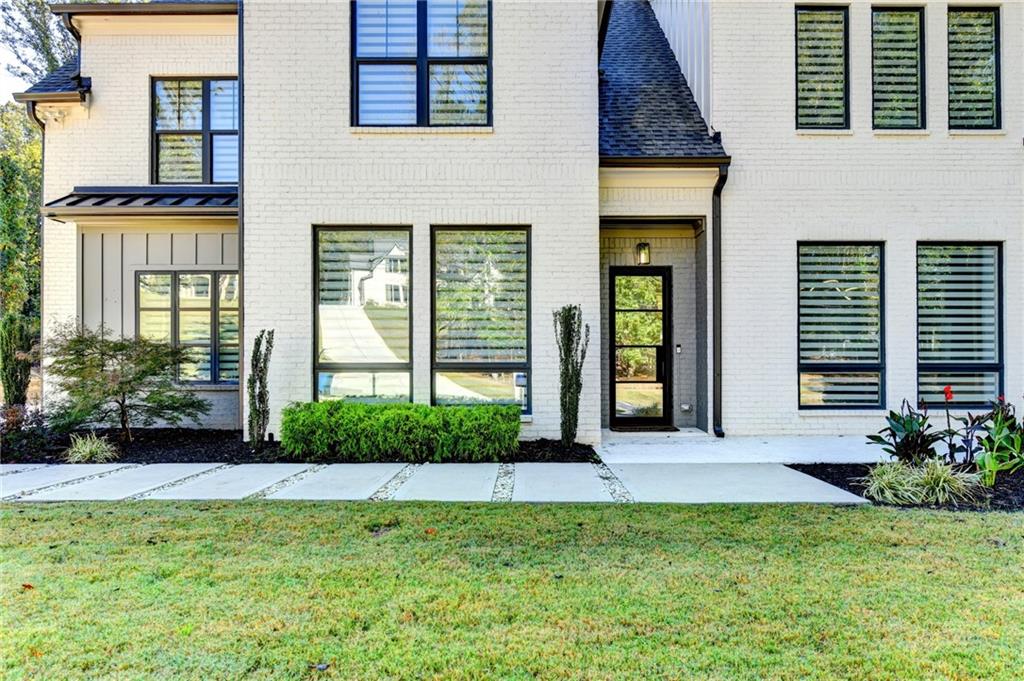 1646 Thomas Drive Hoschton GA 30548