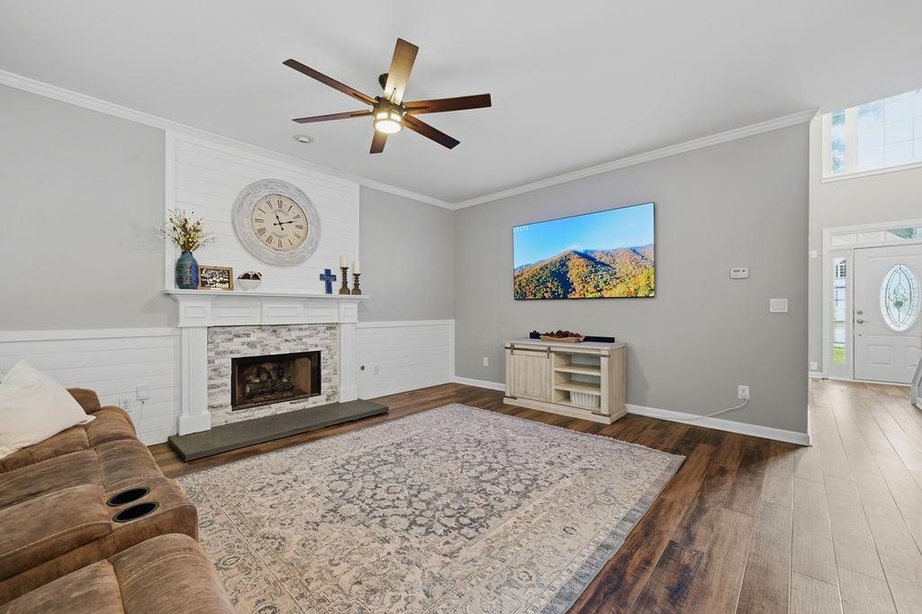 1938 Greensferry Glen Lawrenceville GA 30043