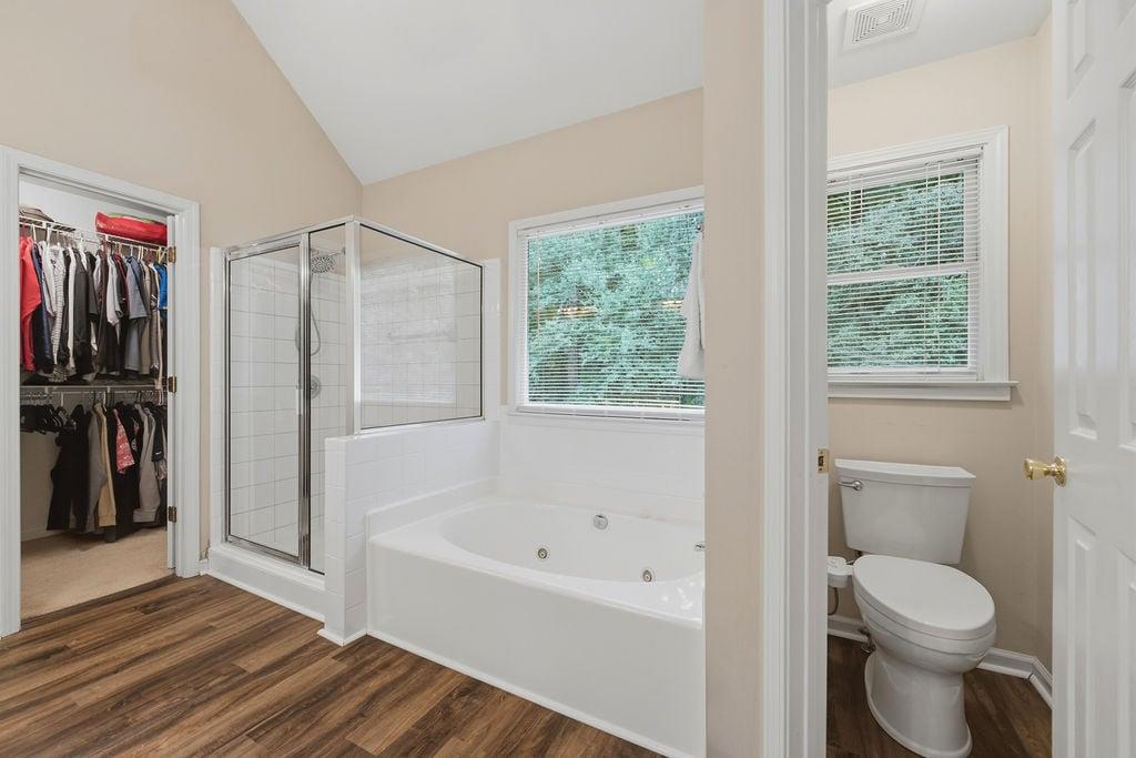 1938 Greensferry Glen Lawrenceville GA 30043