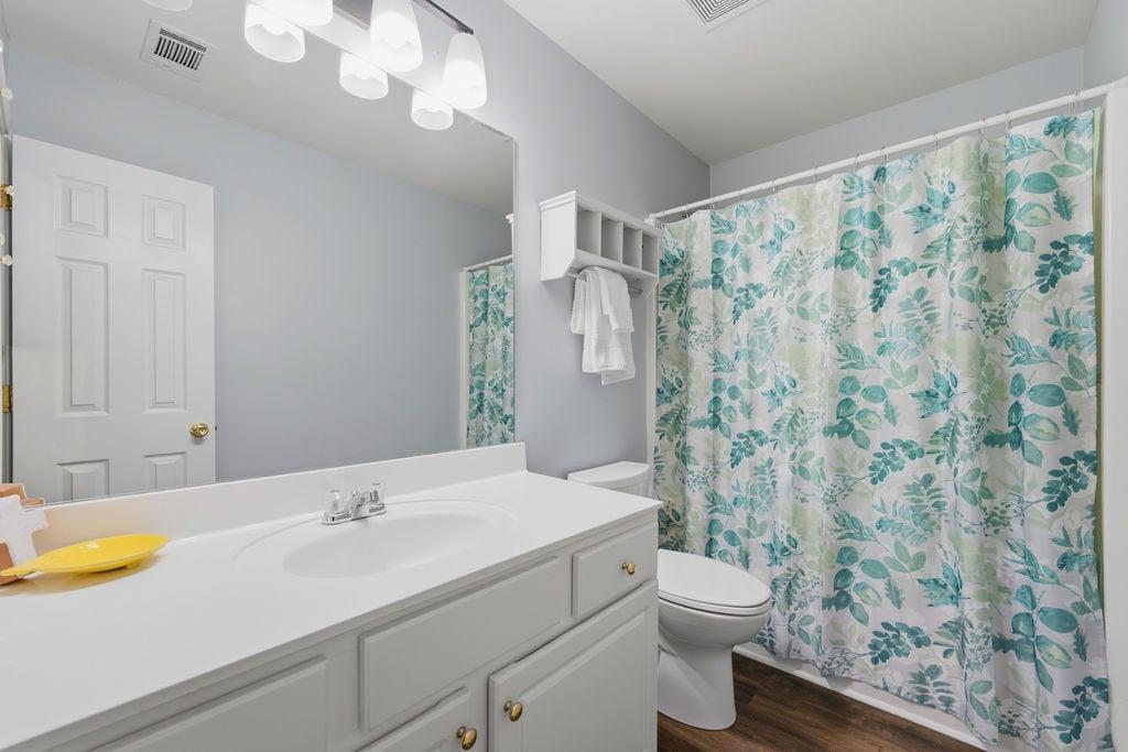 1938 Greensferry Glen Lawrenceville GA 30043