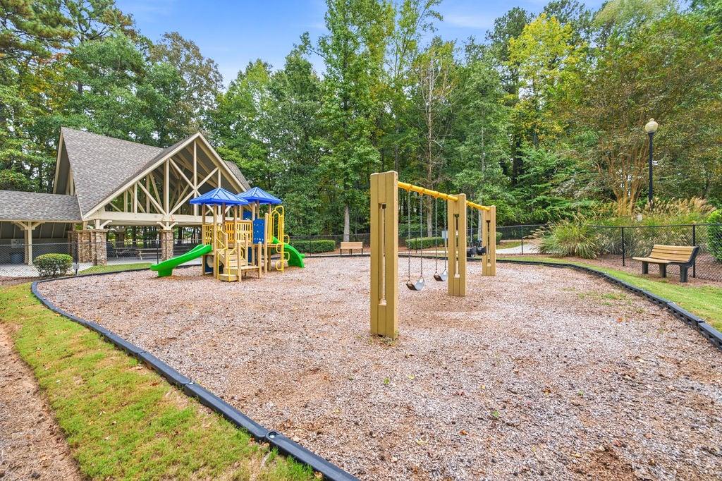 1938 Greensferry Glen Lawrenceville GA 30043