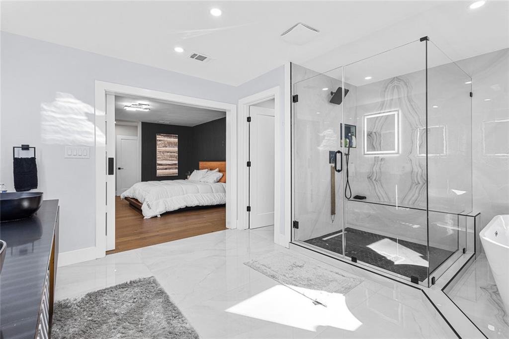 915 Lost Forest Drive NW Atlanta GA 30328