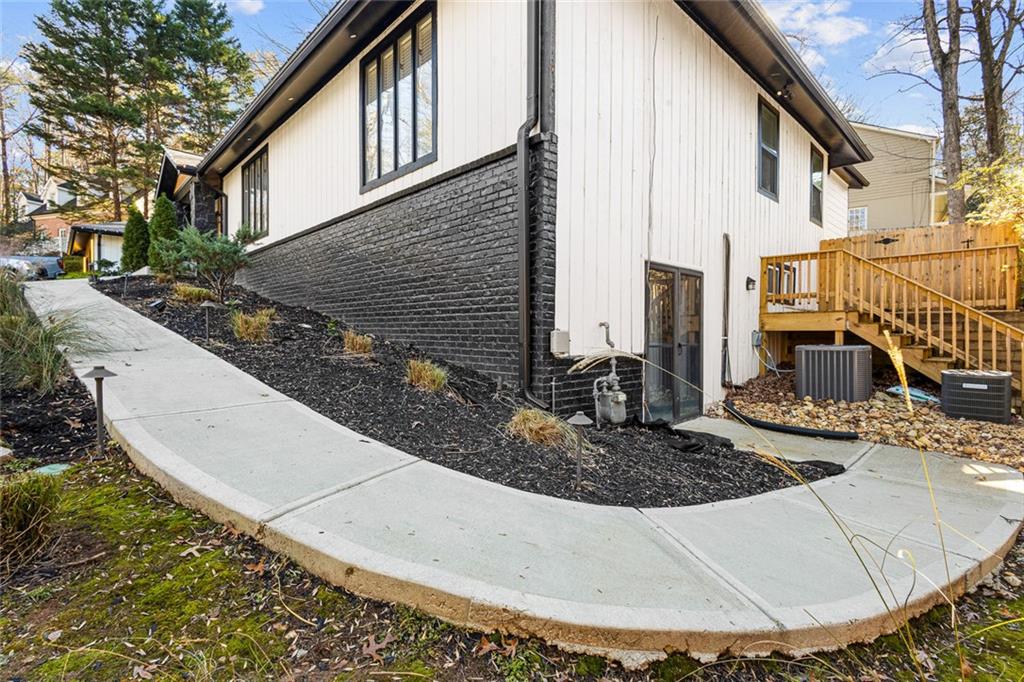 915 Lost Forest Drive NW Atlanta GA 30328