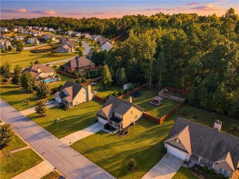 130 Huntington Manor Court Cornelia GA 30531