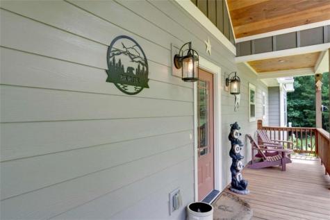 2079 Gallatin Road Young Harris GA 30582