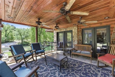 160 Megan Drive Cleveland GA 30528