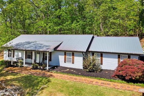 4136 Town Creek Road Cleveland GA 30528