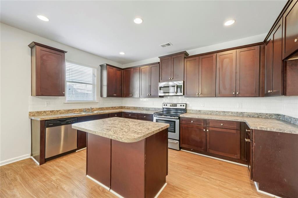 6320 Headwaters Way Rex GA 30273