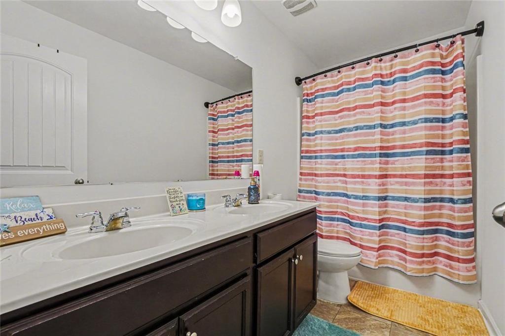4987 Rapahoe Atlanta GA 30349