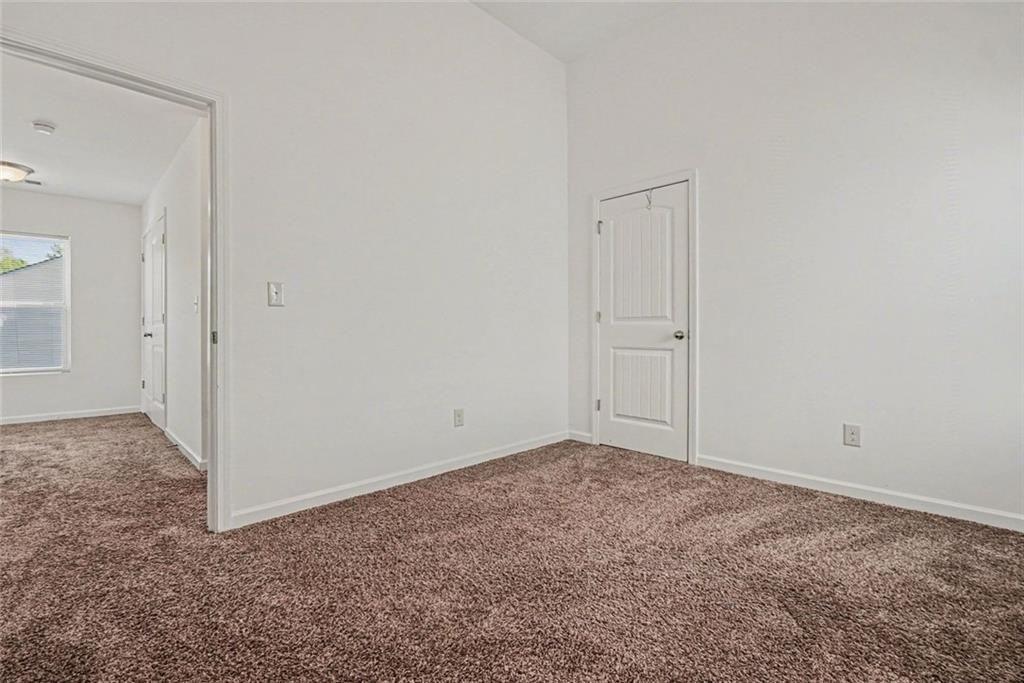 4987 Rapahoe Atlanta GA 30349