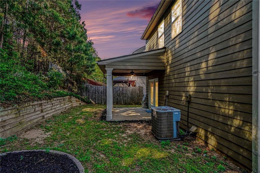 4987 Rapahoe Atlanta GA 30349