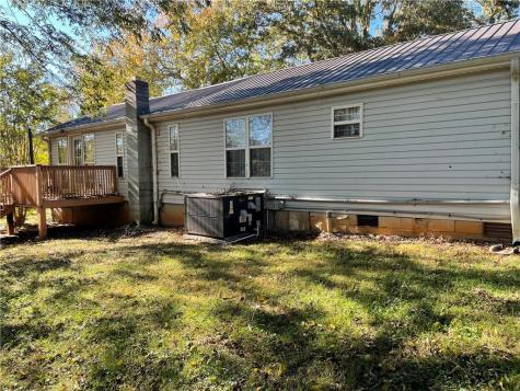 75 Fairhaven Lane Cleveland GA 30528
