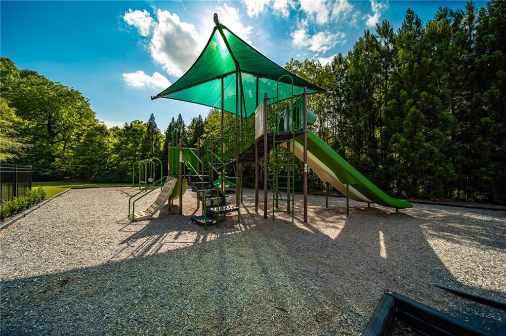 125 Tolhouse Court Milton GA 30004