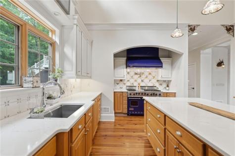 549 Petit Ridge Drive Big Canoe GA 30143
