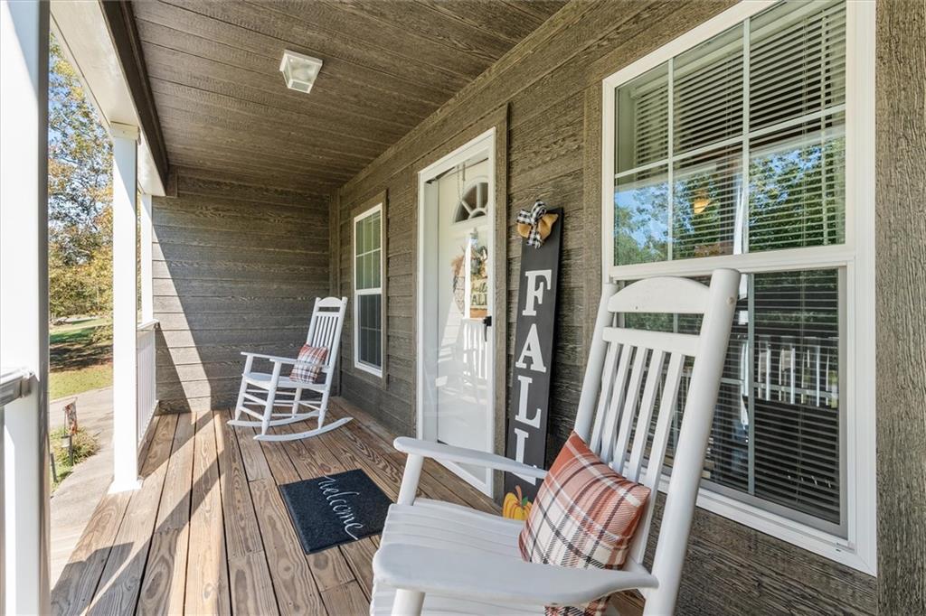 215 Navajo Trail Bowdon GA 30108