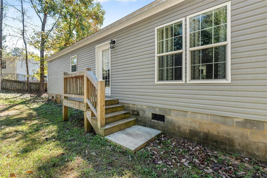215 Navajo Trail Bowdon GA 30108