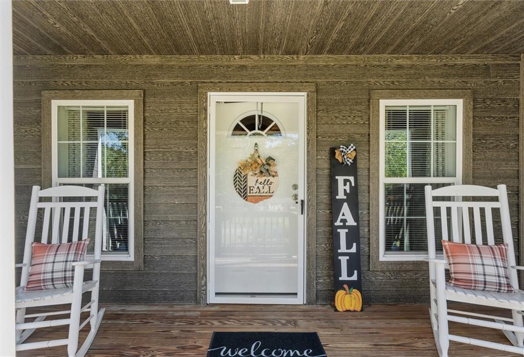 215 Navajo Trail Bowdon GA 30108