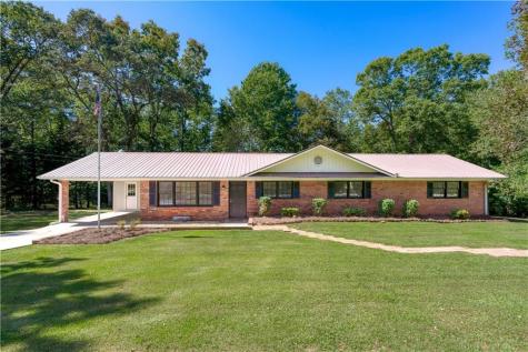 169 Cherry Circle Cornelia GA 30531