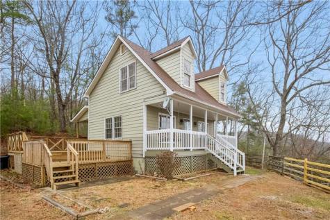 1606 Morton Drive Ellijay GA 30540