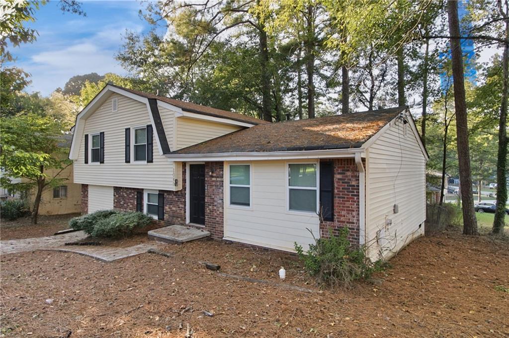 1049 Soapstone Lane Riverdale GA 30296