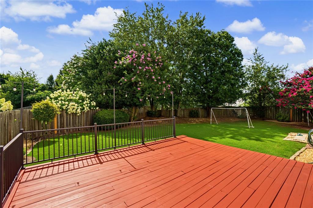 1015 Amber Leaf Court Roswell GA 30076