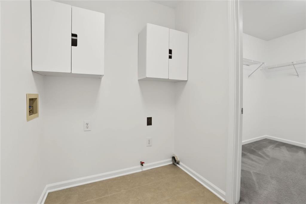 1015 Amber Leaf Court Roswell GA 30076
