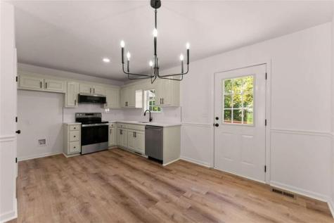 683 Ash Wood Lane Cleveland GA 30528