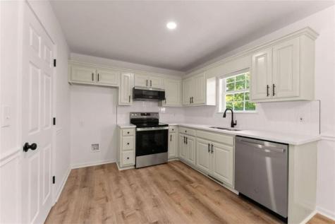 683 Ash Wood Lane Cleveland GA 30528