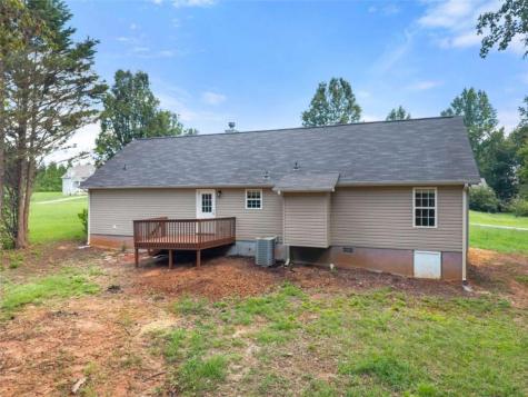 683 Ash Wood Lane Cleveland GA 30528