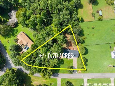 683 Ash Wood Lane Cleveland GA 30528