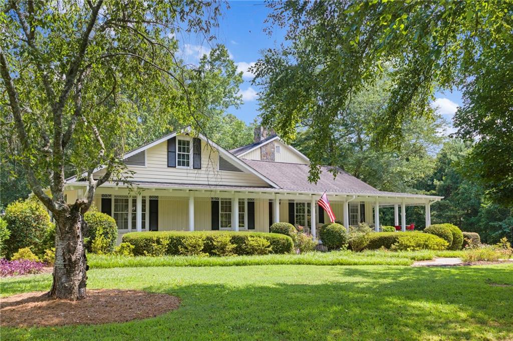 Woodstock GA, 2324 E Cherokee Drive