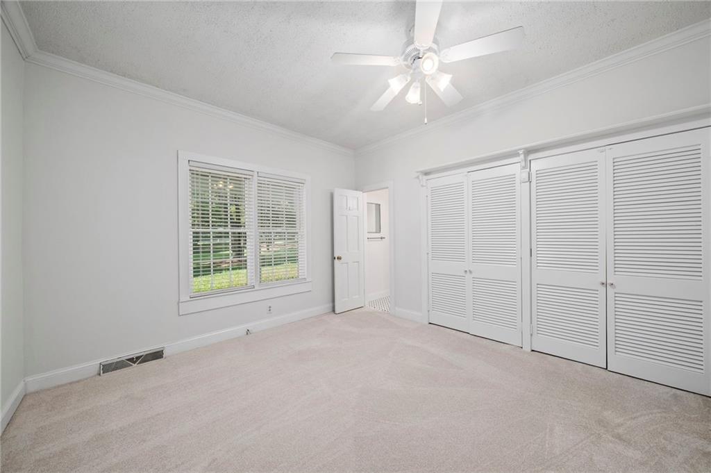 2324 E Cherokee Drive Woodstock GA 30188