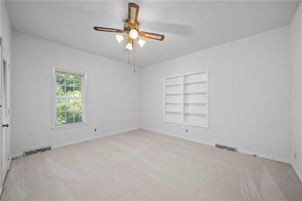 2324 E Cherokee Drive Woodstock GA 30188