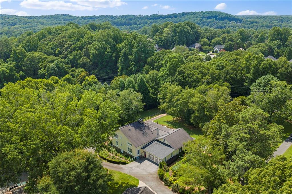 2324 E Cherokee Drive Woodstock GA 30188