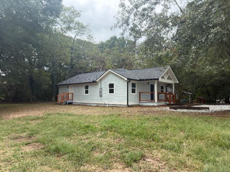 154 Cotton Street Commerce GA 30529