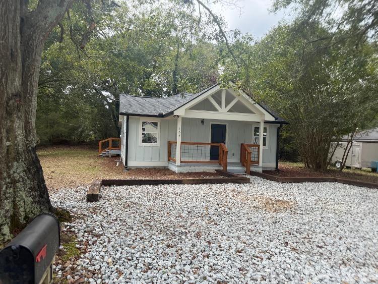 154 Cotton Street Commerce GA 30529