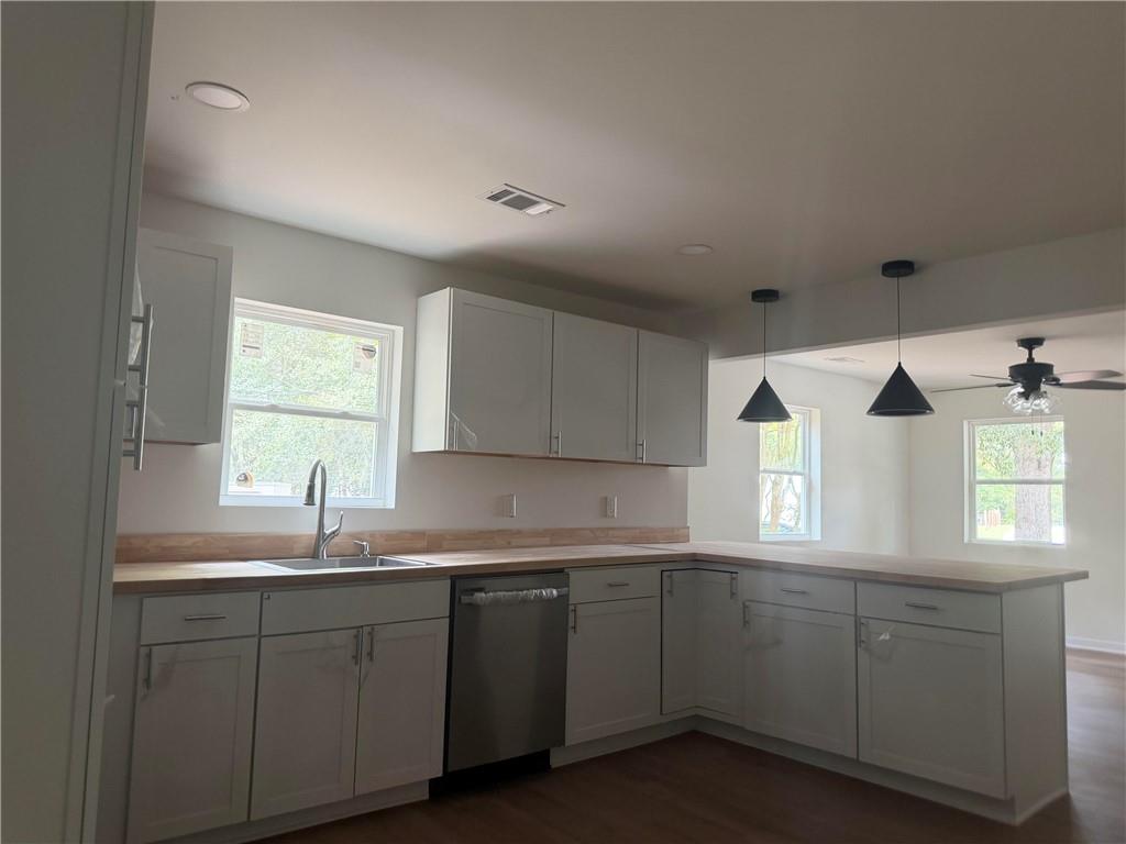 154 Cotton Street Commerce GA 30529