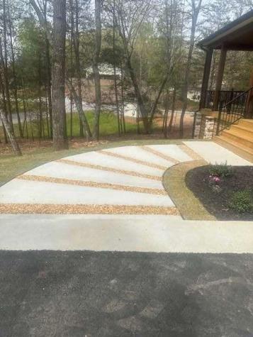 1050 Rainbow Circle Cleveland GA 30528