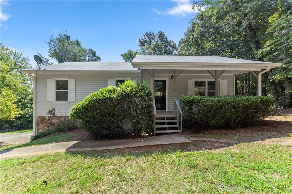 31 S Wind Drive Dahlonega GA 30533