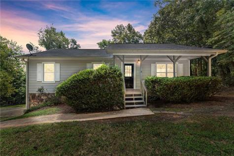 31 S Wind Drive Dahlonega GA 30533