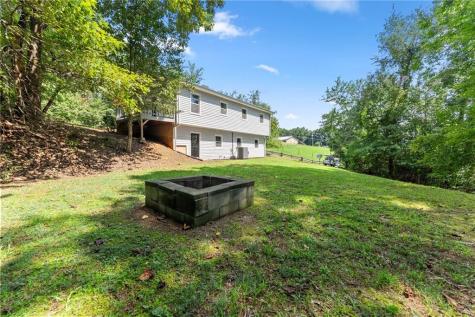 31 S Wind Drive Dahlonega GA 30533