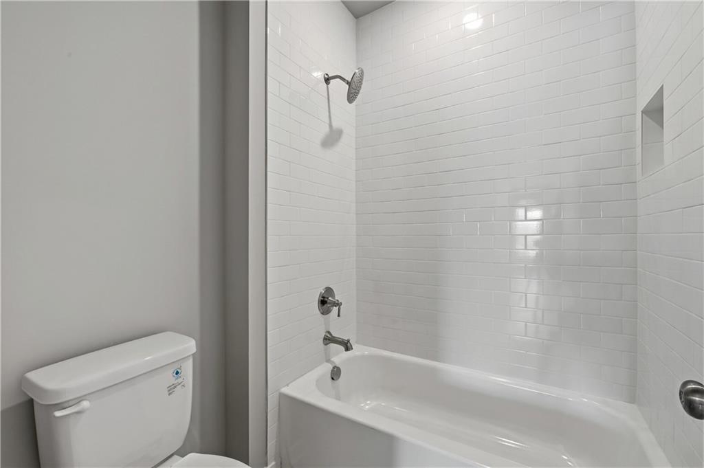 1033 Crossroad Trail Milton GA 30004