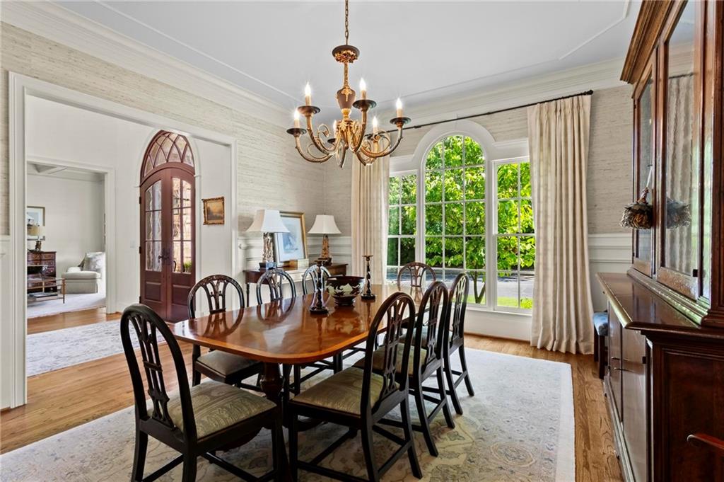 1190 Austin Glen Drive Dunwoody GA 30338
