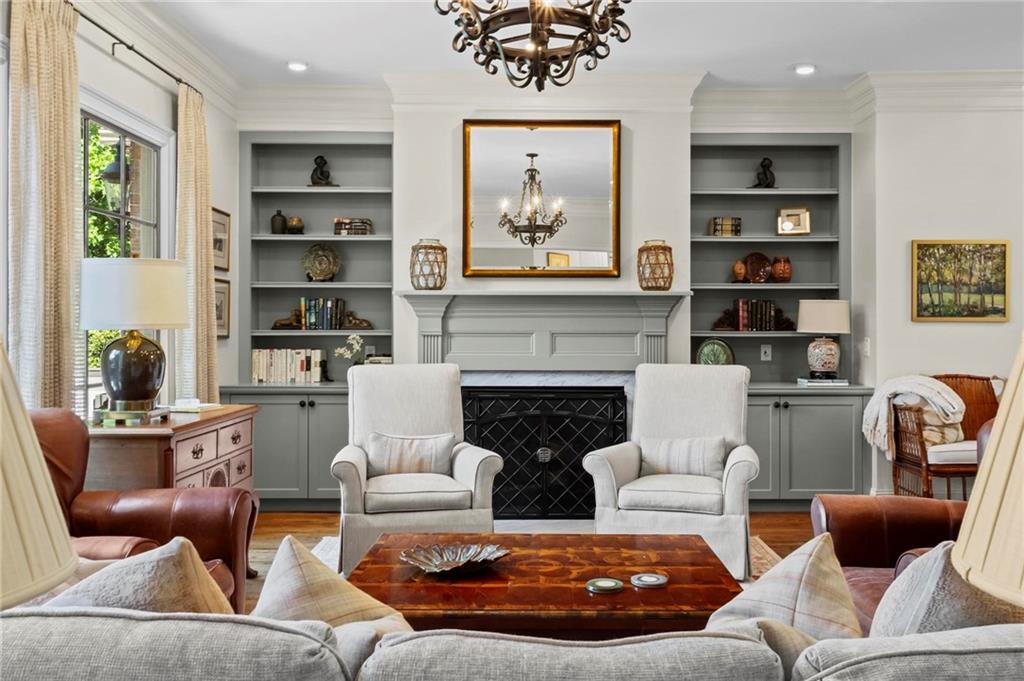 1190 Austin Glen Drive Dunwoody GA 30338