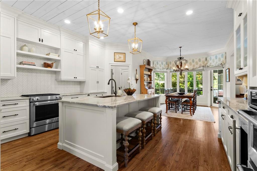 1190 Austin Glen Drive Dunwoody GA 30338
