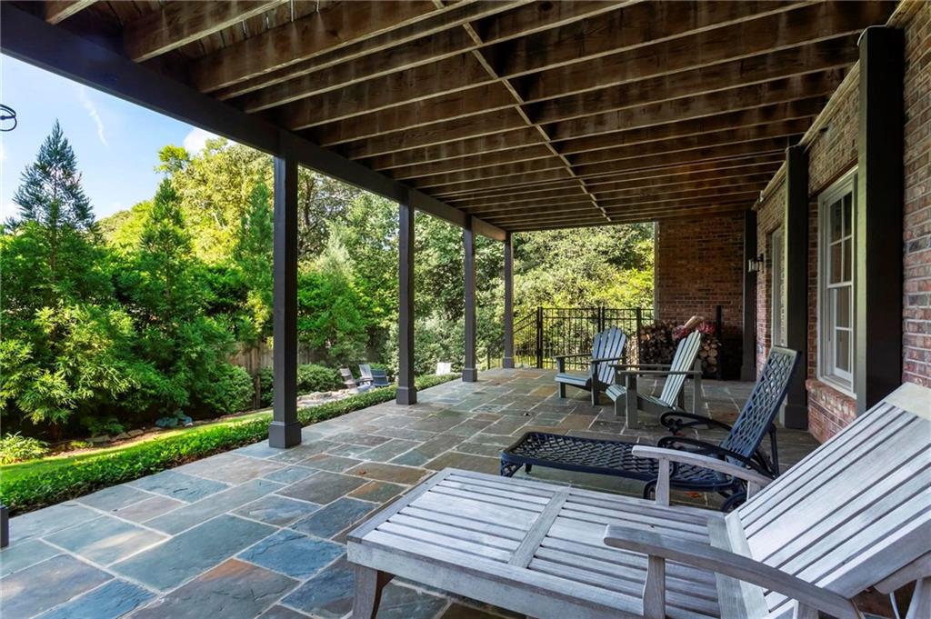 1190 Austin Glen Drive Dunwoody GA 30338