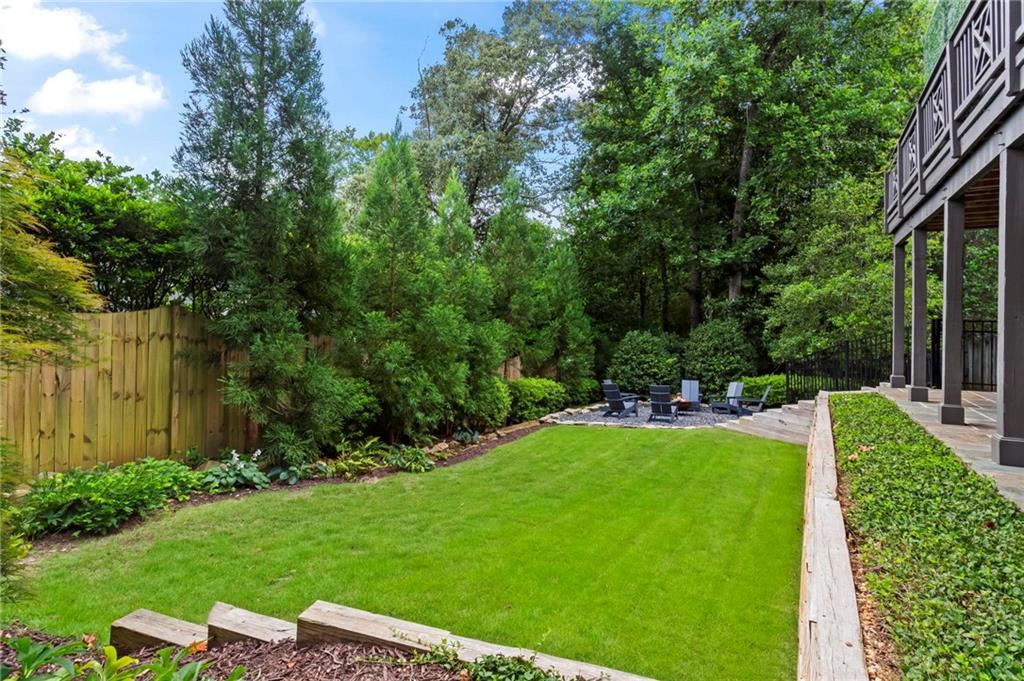1190 Austin Glen Drive Dunwoody GA 30338