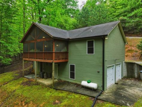 165 Pelican Drive Ellijay GA 30540