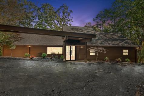 626 Petit Ridge Drive Big Canoe GA 30143